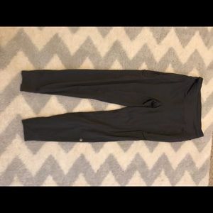 Lulu Grey Joggers — perfect condition